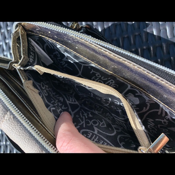 Authentic Vintage Betsey Johnson Bag - Picture 2 of 8